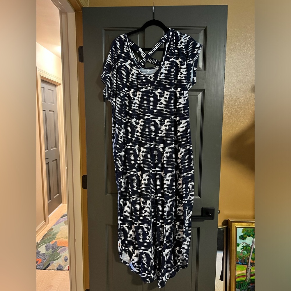 Lane Bryant Livi Active Navy & white dress size 18/20